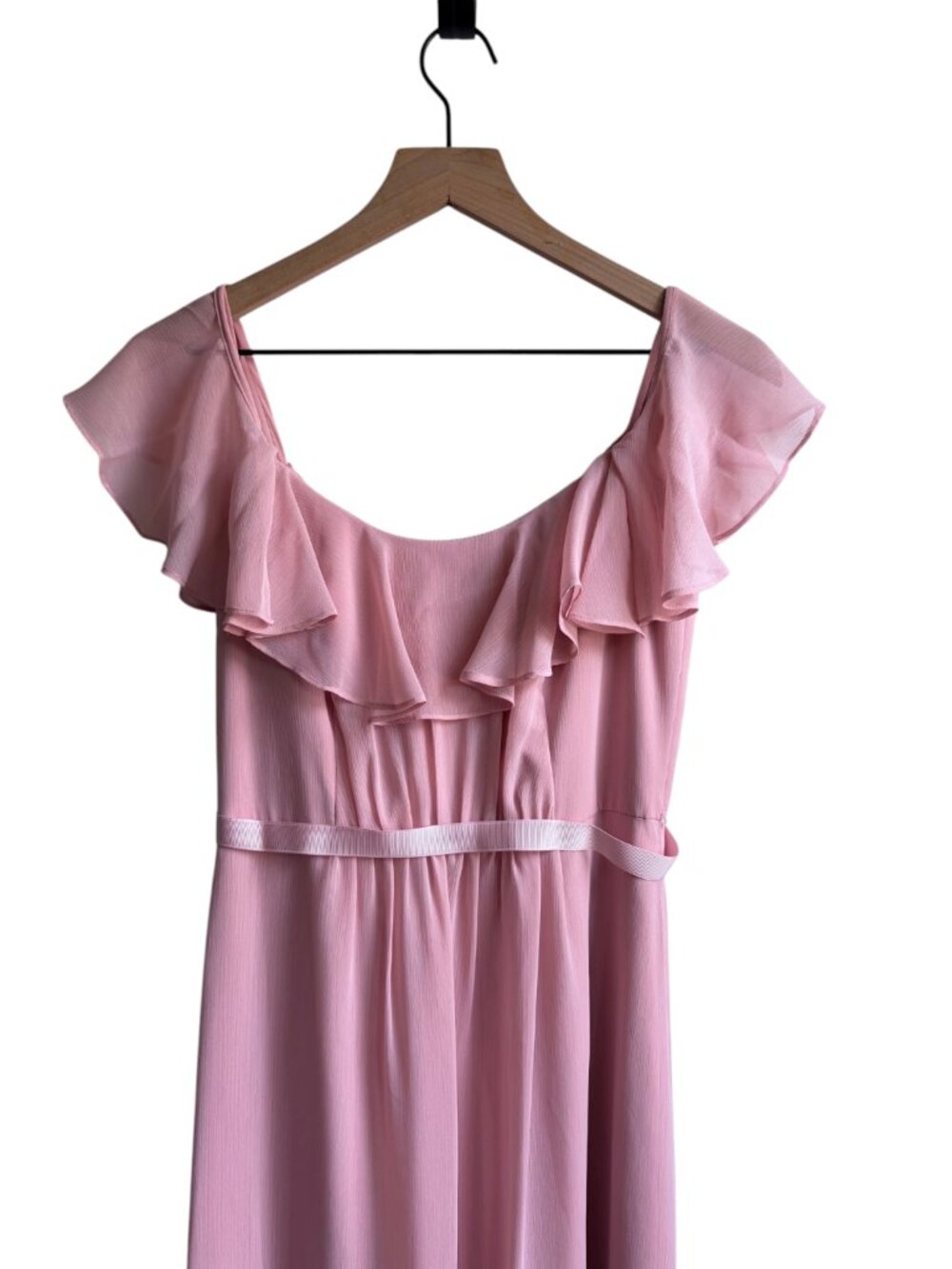 David's Bridal Cold Shoulder Flutter Sleeve Chiffon Long Bridesmaid Dress Pink 0 - Picture 4 of 9
